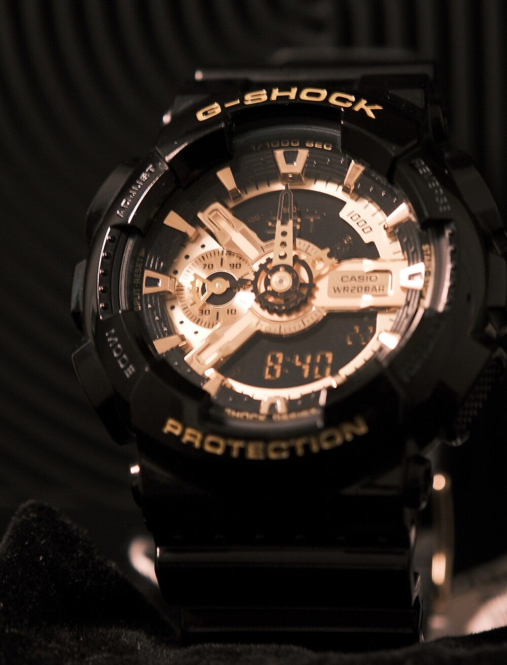 Casio G-Shock GA-110GB-1A Black Gold Analog Digital Watch – w/ Box & Tag